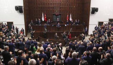 Erdoğan’ın A takımına tüzük engeli: 56 milletvekili önümüzdeki seçimde 3 dönem kuralına takılıyor