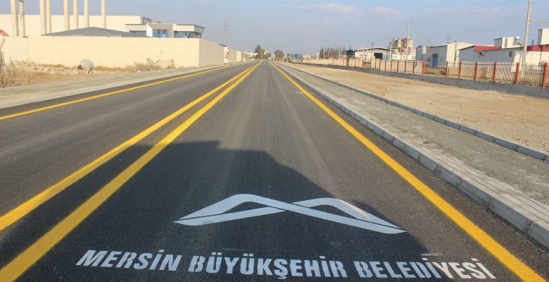 “OTOBANDA OLMAYAN YOLLAR ÇİLEK MAHALLESİ’NE YAPILDI”