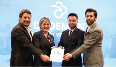 MERSİN’E DEDEMAN GELİYOR