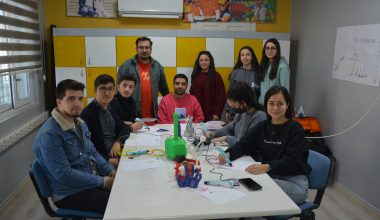 BÜYÜKŞEHİR TARSUS KADIN VE ÇOCUK BİLİM ATÖLYESİ’NDE ÜNİVERSİTE ÖĞRENCİLERİNE YÖNELİK EĞİTİM PROGRAMI