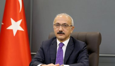 Kulis: AKP’nin ekonomi vaatlerini, görevden alınan eski Maliye Bakanı Lütfi Elvan yazacak