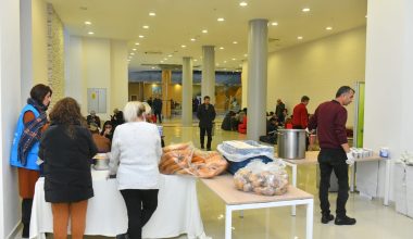 Yenişehir Belediyesi vatandaşları yalnız bırakmadı