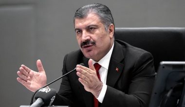 Bakan Koca: Ne Kahramanmaraş’ta ne de bir başka deprem ilimizde salgın hastalık var