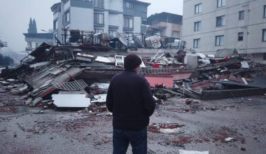 Depremde yaşamını yitirenlerin sayısı, 3 bin 419’a yükseldi