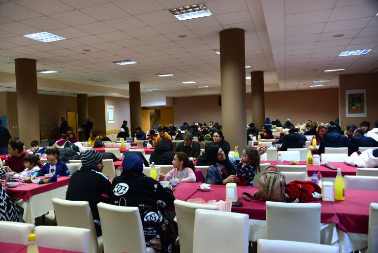 Mersin Üniversitesi Tüm İmkanlarıyla Depremzedelerimizin Yanında Olmaya Devam Ediyor