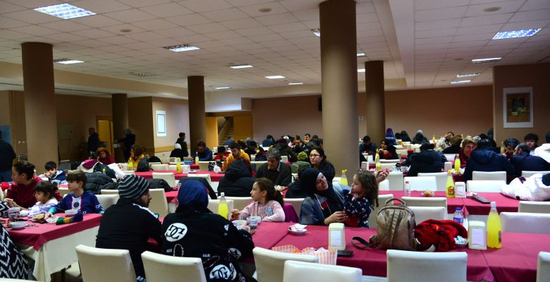 Mersin Üniversitesi Tüm İmkanlarıyla Depremzedelerimizin Yanında Olmaya Devam Ediyor