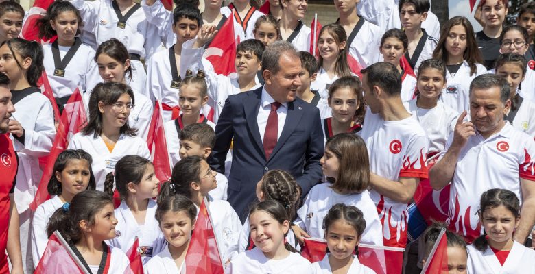 19 MAYIS ATATÜRK’Ü ANMA, GENÇLİK VE SPOR BAYRAMI, MERSİN’DE COŞKU İLE KUTLANDI