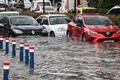 Meteoroloji’den 21 il için turuncu kodlu uyarı; sel alarmı verildi!