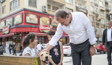 BAŞKAN SEÇER, İSTİKLAL CADDESİ ESNAFINI ZİYARET ETTİ BAŞKAN SEÇER, İSTİKLAL CADDESİ ESNAFINI ZİYARET ETTİ