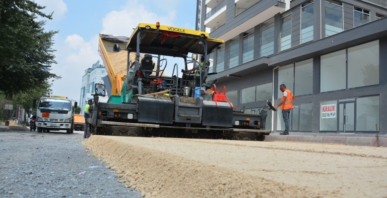 YIPRANMIŞ CADDELER, BÜYÜKŞEHİRLE KONFORLU HALE GELİYOR