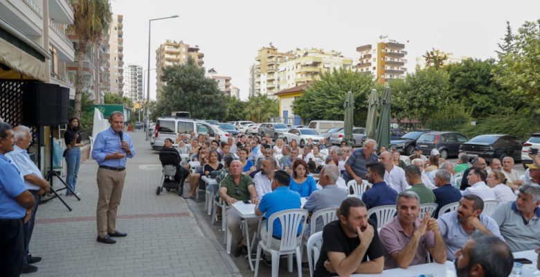 BAŞKAN SEÇER, PAZARCIKLILAR DERNEĞİ’NİN AŞURE PROGRAMINA KATILDI