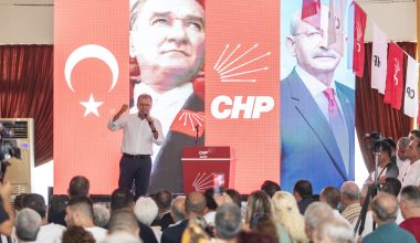 BAŞKAN SEÇER, CHP YENİŞEHİR VE MEZİTLİ İLÇE KONGRESİ’NE KATILDI