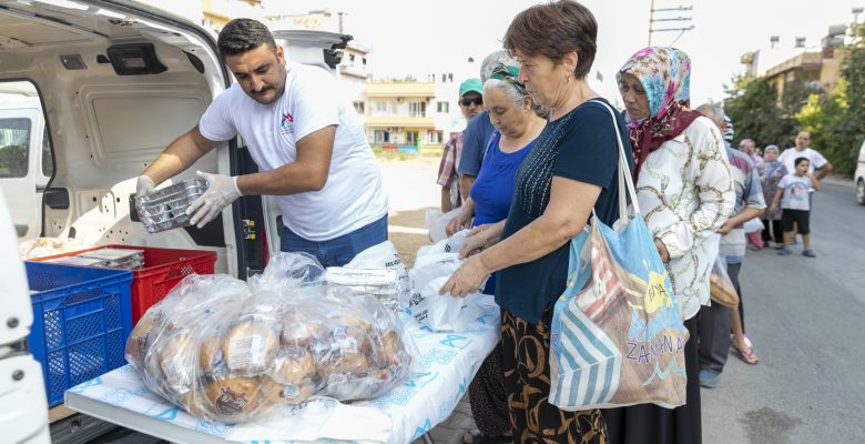 BÜYÜKŞEHİR MAHALLE MUTFAKLARI’NIN SAYISI 42’YE YÜKSELDİ