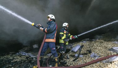 MERSİNLİLERİN CAN VE MAL GÜVENLİĞİ KORKUSUZ KAHRAMANLARA EMANET