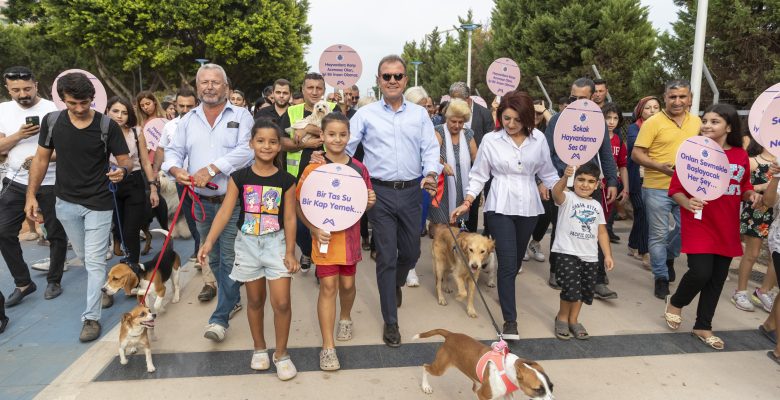 BAŞKAN SEÇER 4. MERSİN PATİ FESTİVALİ’NDE HAYVANSEVERLER VE CAN DOSTLARLA BULUŞTU