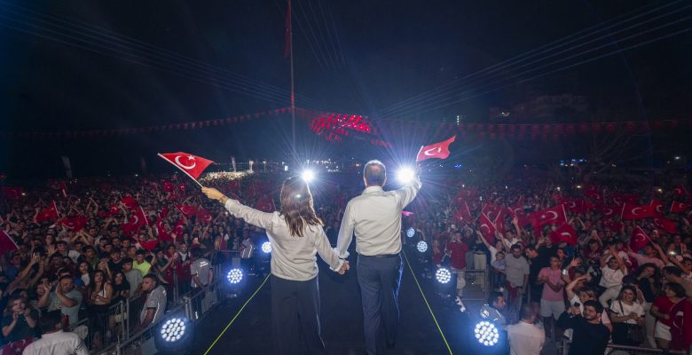 MERSİN BÜYÜKŞEHİR’DEN, CUMHURİYET’İN 100. YILINA YAKIŞIR KUTLAMALAR