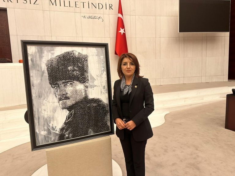 MİLLETVEKİLİ GÜLCAN KIŞ’TAN TBMM’DE ARALIKSIZ 36 SAATLİK MESAİ