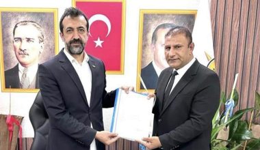 Hasan Tüzün, Akdeniz Belediye Başkanlığı İçin Aday Adaylığını Açıkladı