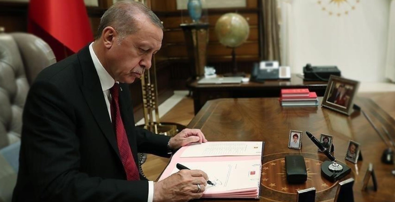 Erdoğan’dan gece yarısı çok sayıda atama ve görevden alma