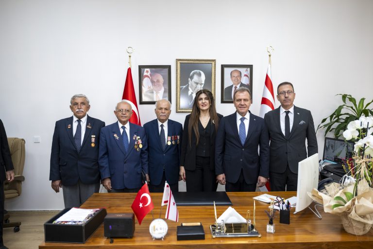 BAŞKAN SEÇER, KKTC’NİN KURULUŞUNUN 40. YILINI KUTLADI