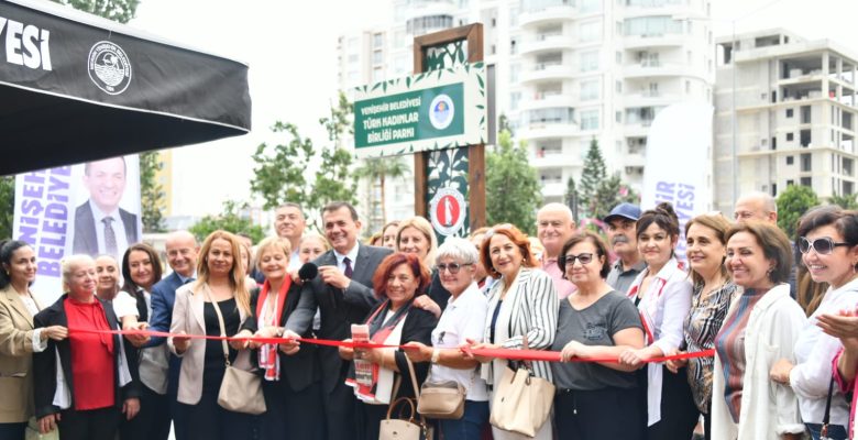 Yenişehir Belediyesi yenilediği parka Türk Kadınlar Birliği adını verdi