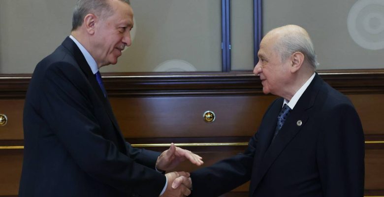 Bahçeli’den Erdoğan’a seçim jesti