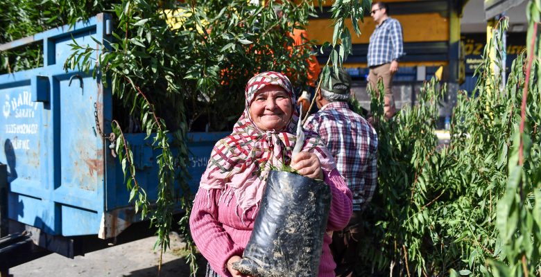 BÜYÜKŞEHİR’İN ÜRETİCİYE DESTEĞİ KATLANARAK BÜYÜYOR