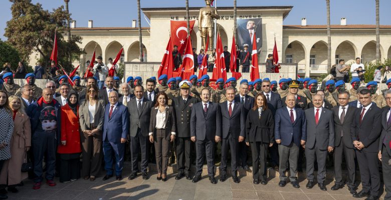 3 OCAK MERSİN’İN DÜŞMAN İŞGALİNDEN KURTULUŞUNUN 102. YIL DÖNÜMÜ KENTTE COŞKUYLA KUTLANDI