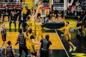 MSK, BORNOVA BELEDİYESİ KARŞIYAKA’YI 82-76 YENDİ