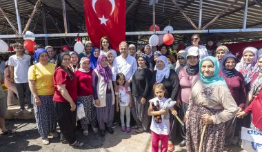 BAŞKAN SEÇER, BAYRAM DOLAYISIYLA ERDEMLİ HALKIYLA BİR ARAYA GELDİ