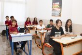 BÜYÜKŞEHİR KURS MERKEZLERİ ÖĞRENCİLERİ GELECEĞE HAZIRLIYOR