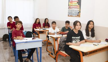 BÜYÜKŞEHİR KURS MERKEZLERİ ÖĞRENCİLERİ GELECEĞE HAZIRLIYOR