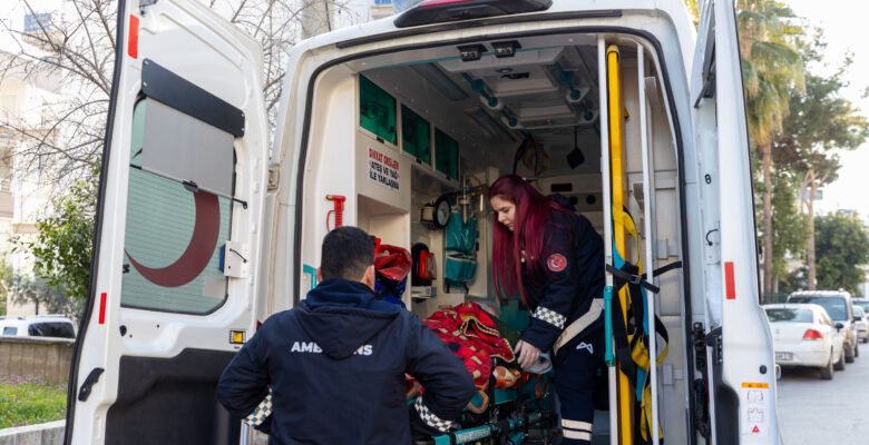 BÜYÜKŞEHİR BELEDİYESİ, HASTALARIN HAYATINI KOLAYLAŞTIRIYOR