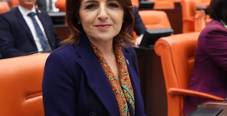 SARAY İKTİDARI GENÇLERDEN KORKUYOR, ÇÜNKÜ GENÇLER SUSMUYOR!