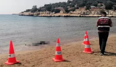 MERSİN’DE DENİZDE ERKEK CESEDİ BULUNDU