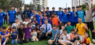 Başkan Özyiğit, çocukların hala saha talebini geri çevirmedi