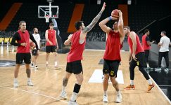 CARETTALAR, ANADOLU EFES’E HAZIRLANIYOR