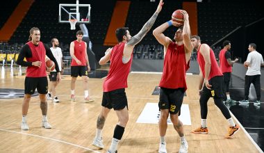 CARETTALAR, ANADOLU EFES’E HAZIRLANIYOR