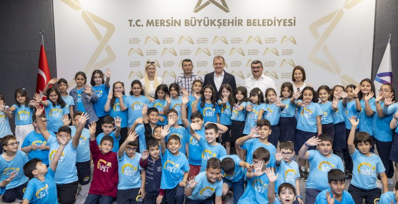 ÇOCUKLAR SORDU, BAŞKAN SEÇER CEVAPLADI