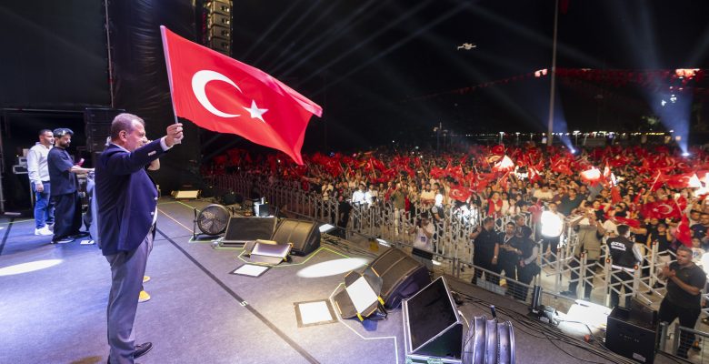 SEÇER: “ATATÜRK’ÜMÜZÜN EMANETİ CUMHURİYET’E SAHİP ÇIKACAĞIZ”
