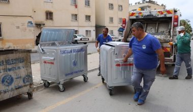 TOROSLAR BELEDİYESİ ÇÖP KONTEYNERLERİNİ YENİLİYOR