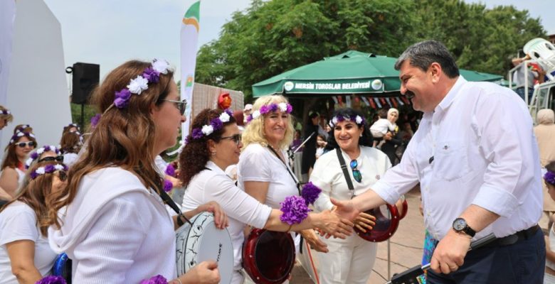 ANNELER GÜNÜ TOROSLAR’DA COŞKUYLA KUTLANDI