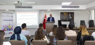 BÜYÜKŞEHİR KARİYER MERKEZİ, ÖĞRENCİLERE IŞIK OLMAYA DEVAM EDİYOR