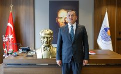 Başkan Abdullah Özyiğit’ten bayram mesajı