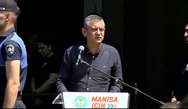 Özgür Özel’den Ferdi Zeyrek’e zor veda: Gözyaşlarına boğuldu