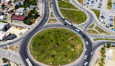 MERSİN BÜYÜKŞEHİR’DEN TARSUS’UN DOĞU VE BATI GİRİŞ NOKTALARINDA PEYZAJ ÇALIŞMASI