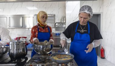 SOFRALARA LEZZET KATACAK AŞÇILAR BÜYÜKŞEHİR’LE YETİŞİYOR