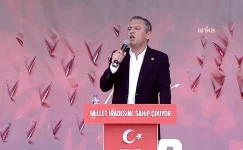 Özgür Özel Antalya’da: “Hiçbir zalim çoban yıldızını söndüremez, Toroslar gibi dik dursun Ekrem”