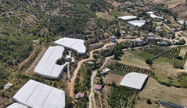 ANAMUR GERCEBAHŞİŞ’İN YOL ÇİLESİ MERSİN BÜYÜKŞEHİR’LE SONA ERDİ