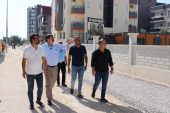 BAŞKAN YILDIZ, ARPAÇSAKARLAR MAHALLESİ’NDE ASFALT SERİM ÇALIŞMALARINI İNCELEDİ